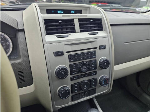 2009 Ford Escape XLT