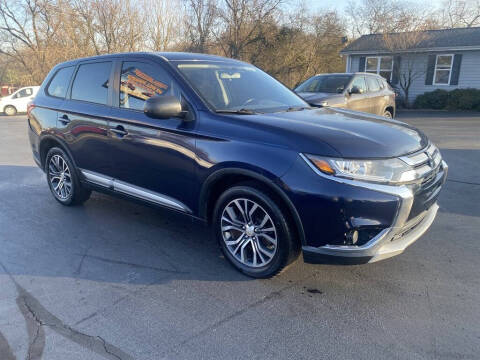 2016 Mitsubishi Outlander ES