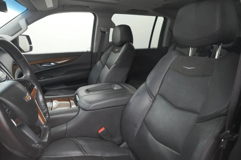 2019 Cadillac Escalade ESV Luxury