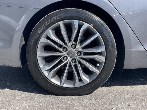 2015 Hyundai Genesis
