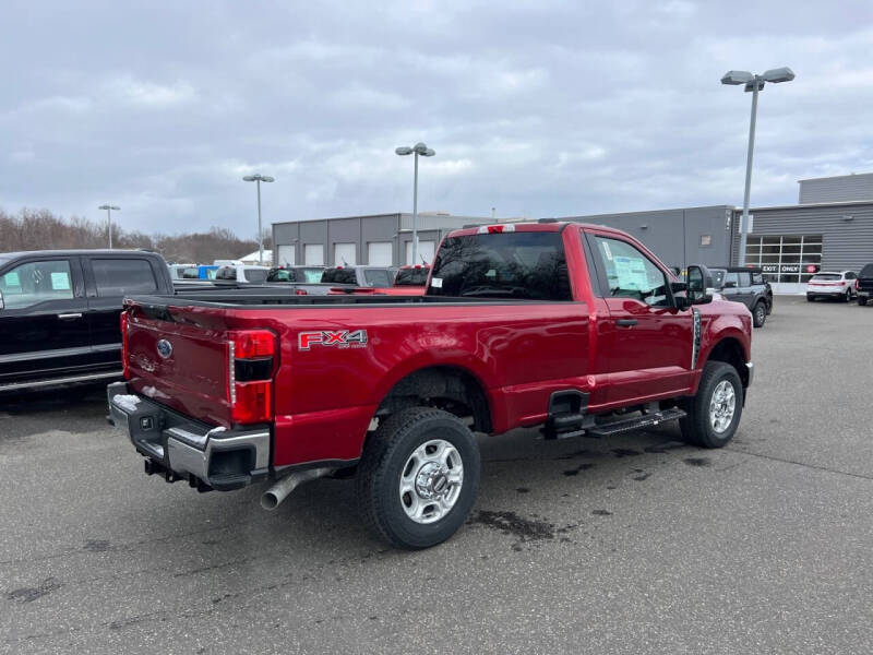 2025 Ford F-350 Super Duty XLT