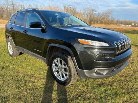 2015 Jeep Cherokee for sale at Sunshine Auto Sales in Menasha WI