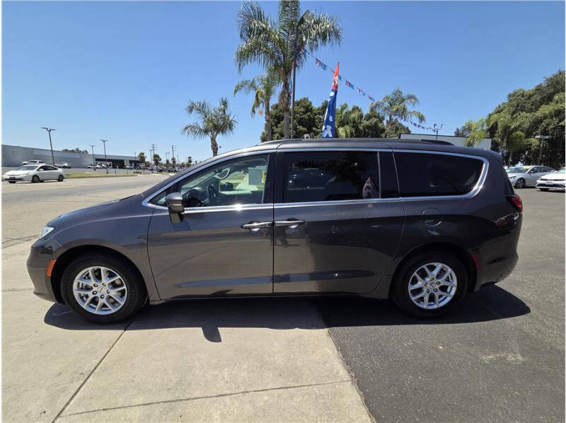 2022 Chrysler Pacifica Touring L