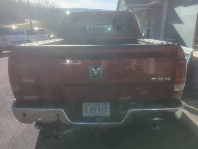 2011 Ram 1500 Laramie photo 4