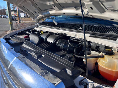 2012 Ford E-Series E-350 SD XLT