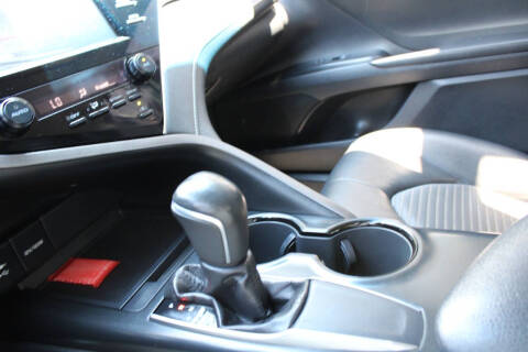 2018 Toyota Camry SE