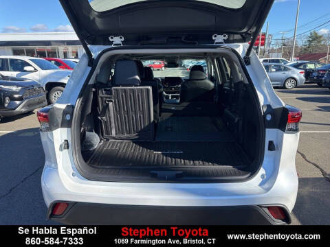 2026 Toyota Highlander XLE