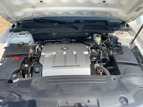 2011 Cadillac DTS Luxury Collection