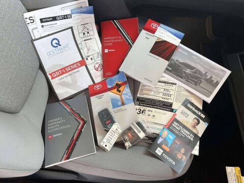 2025 Toyota Sienna LE 8-Passenger