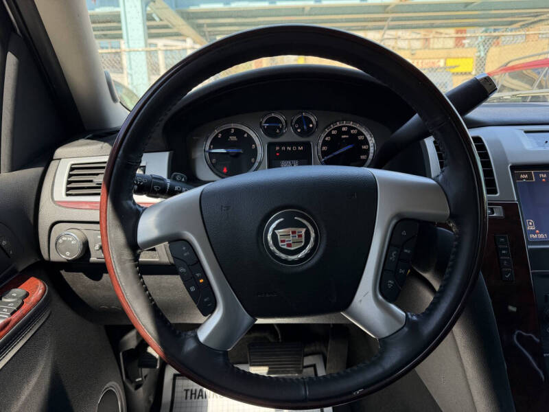 2013 Cadillac Escalade Luxury