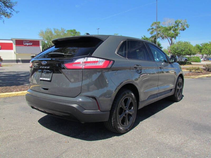 2021 Ford Edge SE