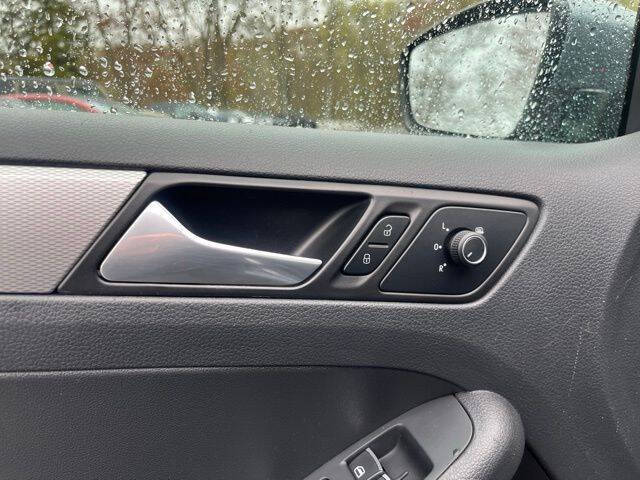 2016 Volkswagen Jetta