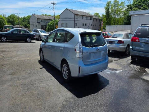 2012 Toyota Prius v