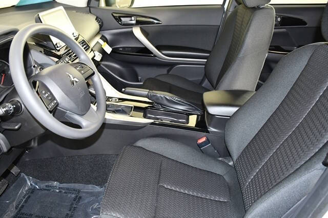 2026 Mitsubishi Eclipse Cross LE