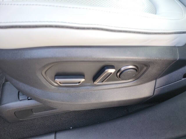 2023 Rivian R1S Adventure