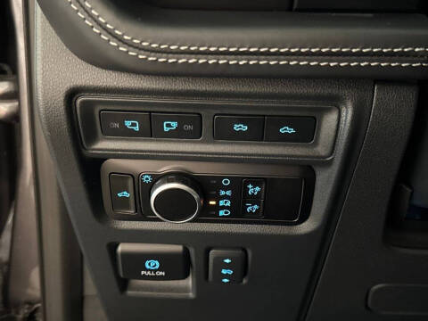 2023 Ford F-150 Lightning Platinum