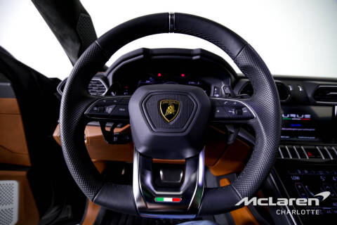 2022 Lamborghini Urus
