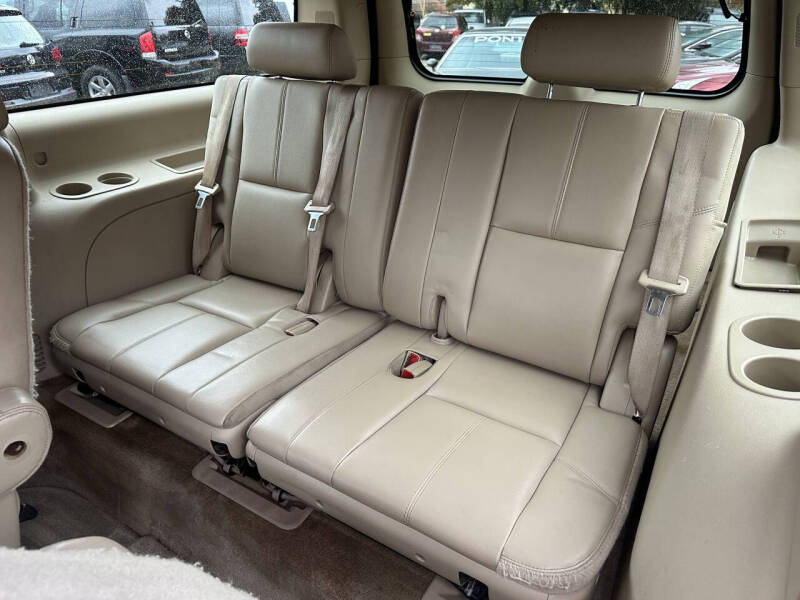 2012 Chevrolet Suburban LT