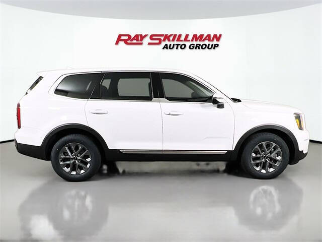 2024 Kia Telluride LX