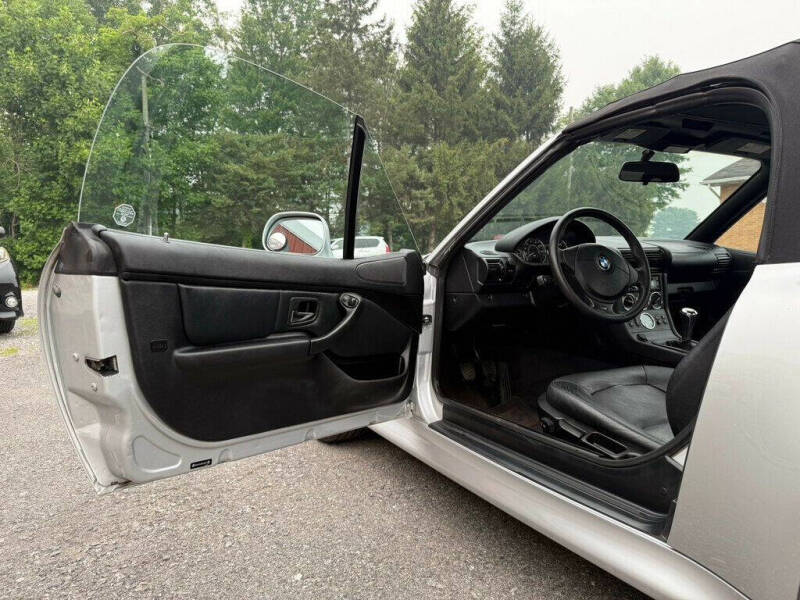 2001 BMW Z3 3.0i