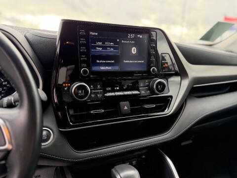 2021 Toyota Highlander XLE