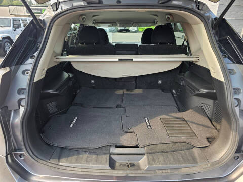 2016 Nissan Rogue SV