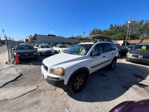 2004 Volvo XC90 for sale at STEECO MOTORS in Tampa FL