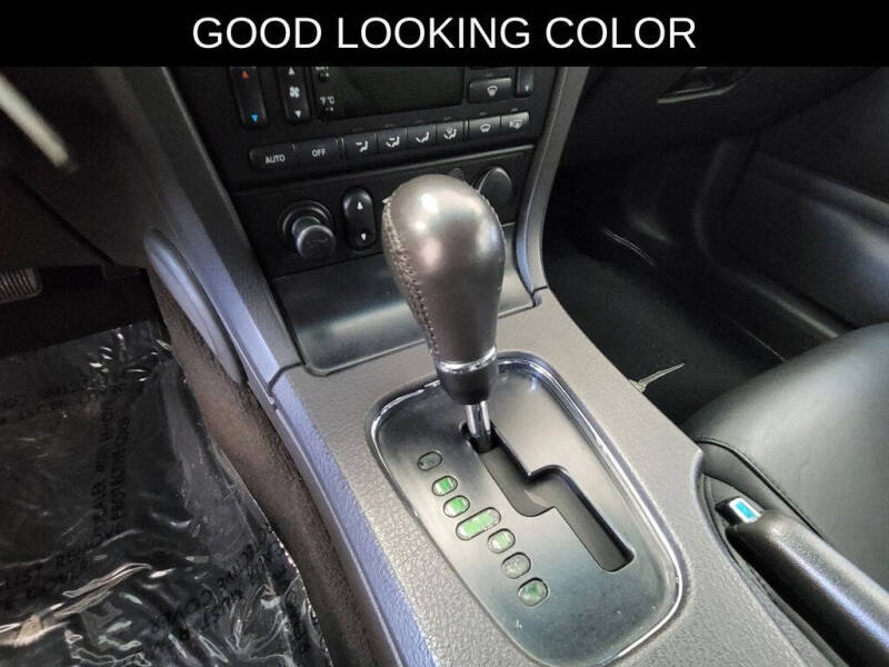 2002 Ford Thunderbird Deluxe