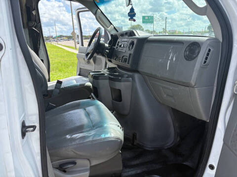 2009 Ford E-Series E-350 SD