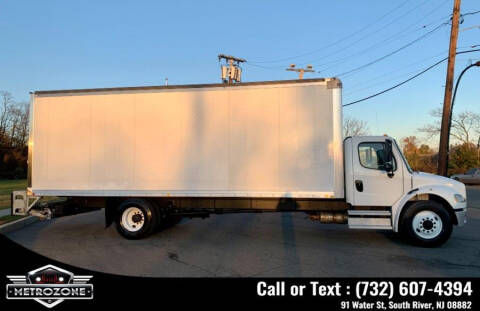 2019 Freightliner M2 106