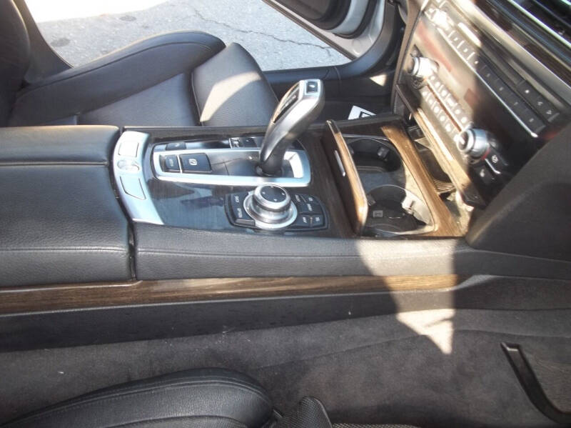 2012 BMW 7 Series 740Li