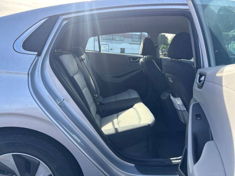 2017 Hyundai Ioniq Hybrid SEL