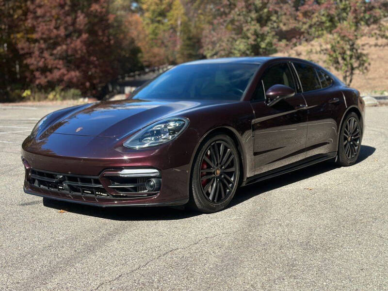 2023 Porsche Panamera GTS