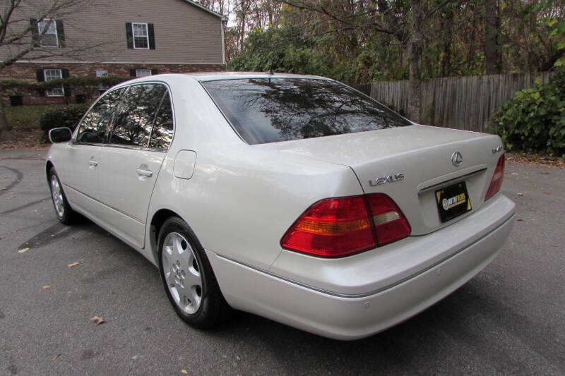 2003 Lexus LS 430 photo 4