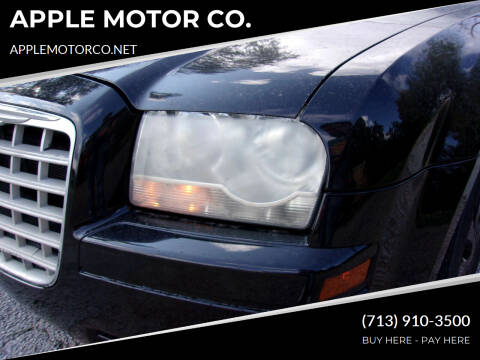 2007 Chrysler 300 for sale at APPLE MOTOR CO. in Houston TX