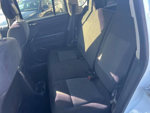 2011 Jeep Compass Sport