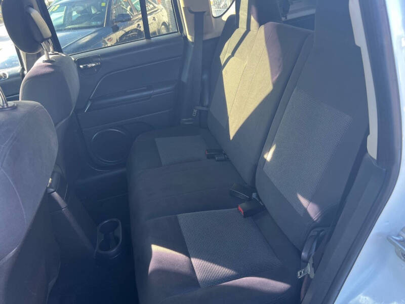 2011 Jeep Compass Sport