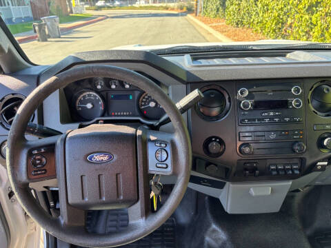 2016 Ford F-350 Super Duty XL