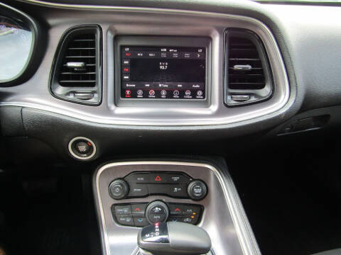 2018 Dodge Challenger SXT