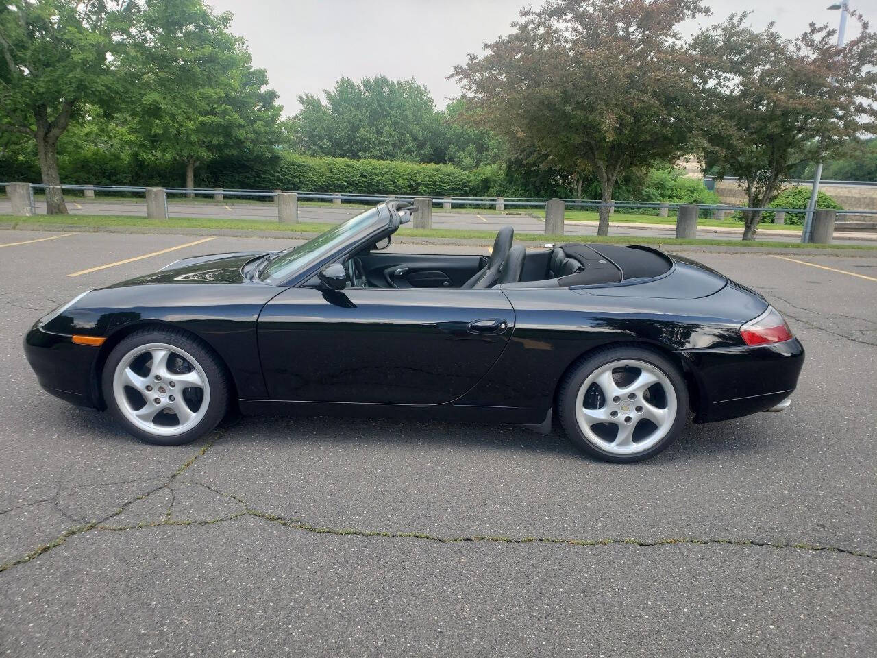 2001 Porsche 911 17