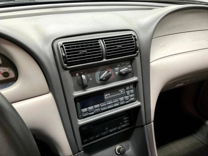 2000 Ford Mustang GT