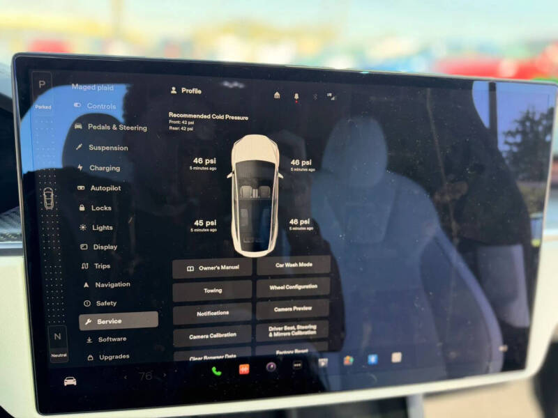 2022 Tesla Model X Plaid