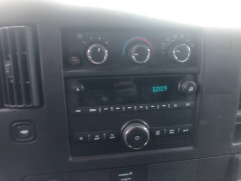 2017 GMC Savana 2500