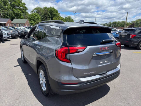 2020 GMC Terrain SLE
