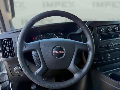 2023 GMC Savana 2500