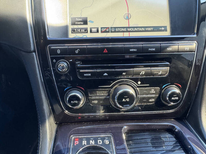 2014 Jaguar XJL Portfolio