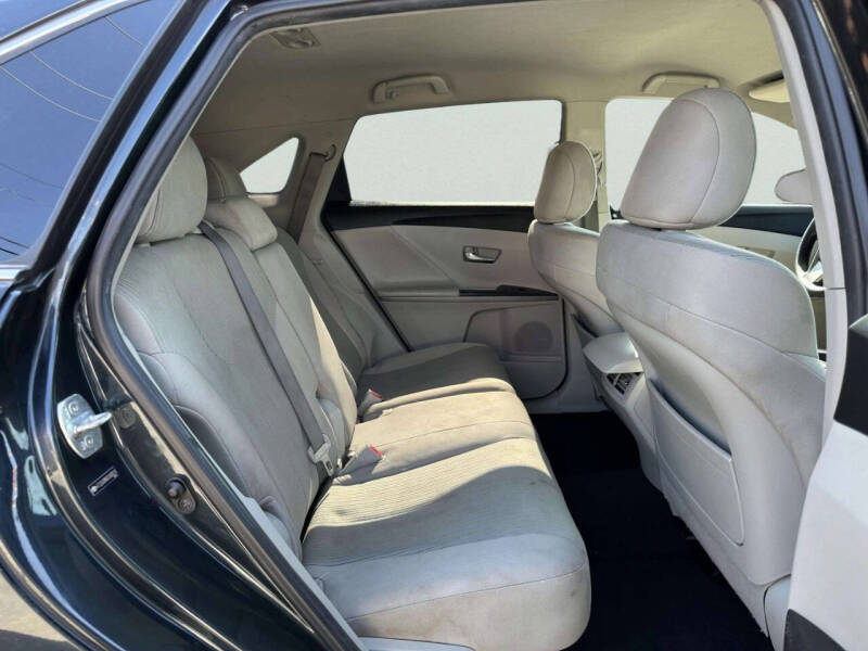 2013 Toyota Venza LE