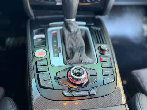 2011 Audi S5 4.2 quattro Prestige