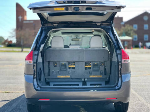 2013 Toyota Sienna
