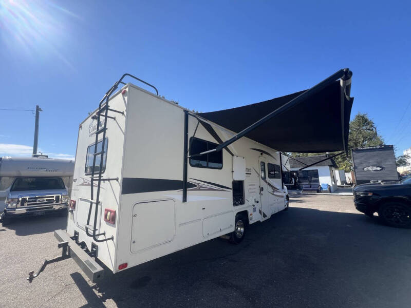 2015 Coachmen RV Freelander